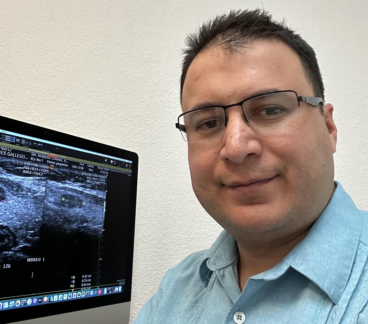 Dr. Homero Corral — Médico Radiólogo